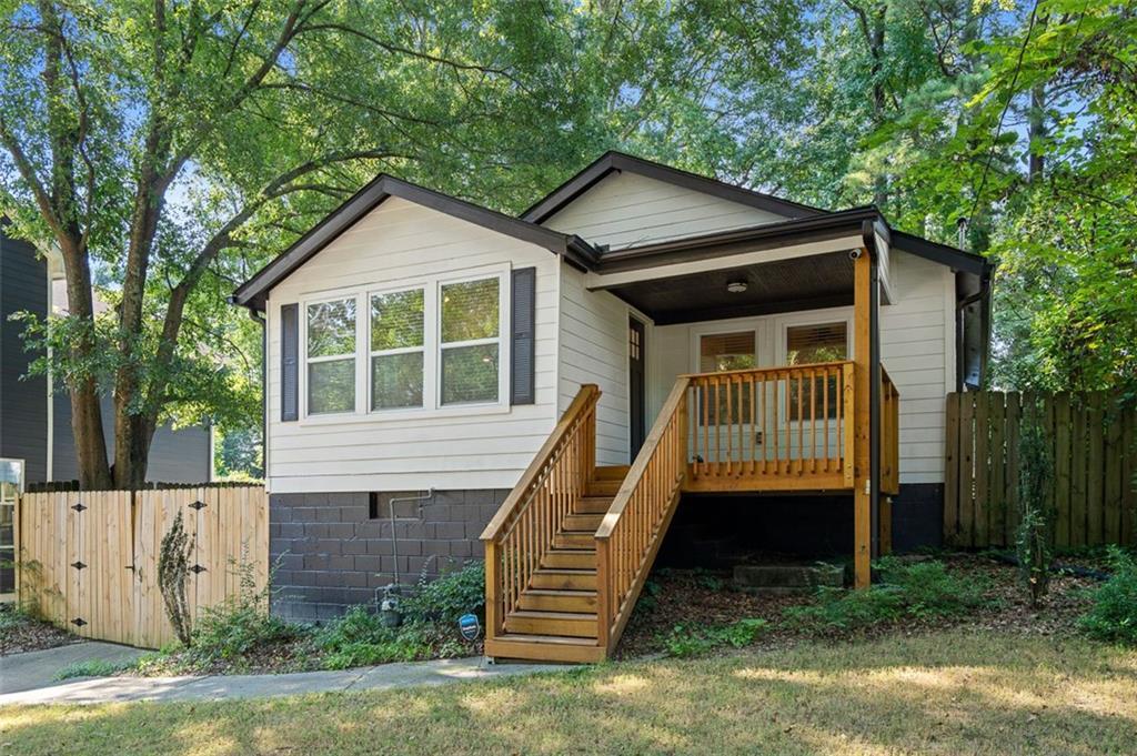 1422 Kennesaw Dr., Atlanta, GA 30318