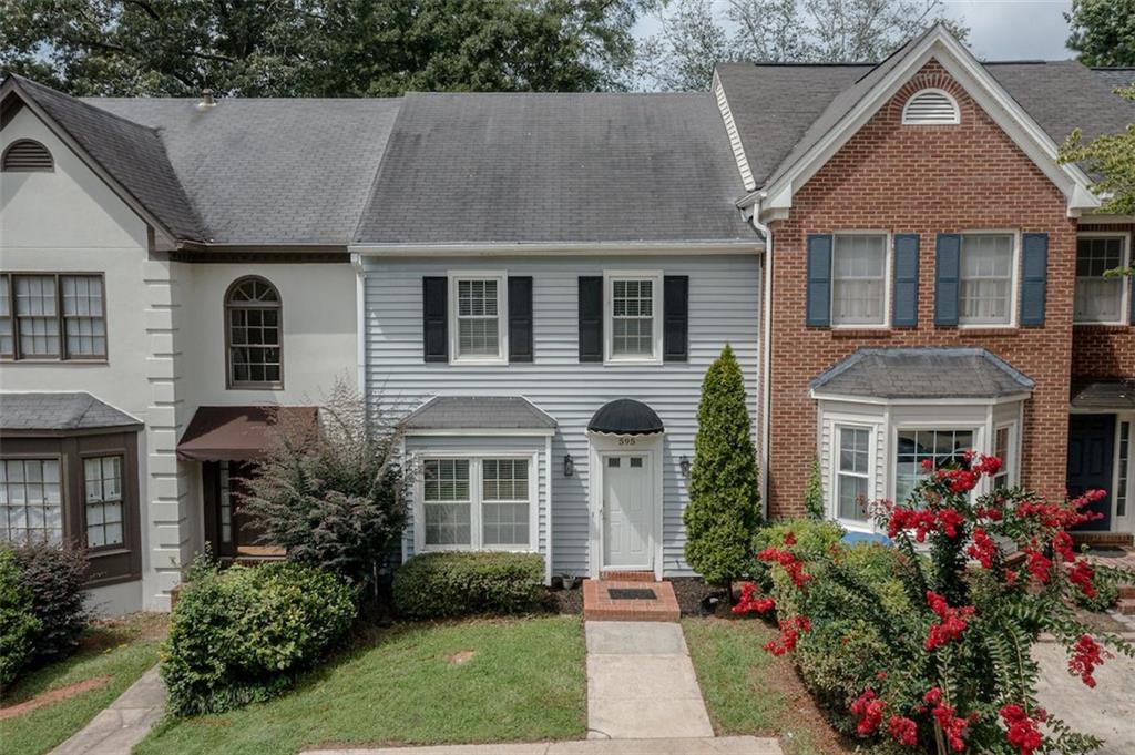 595 Harcourt Pl., Marietta, GA 30067