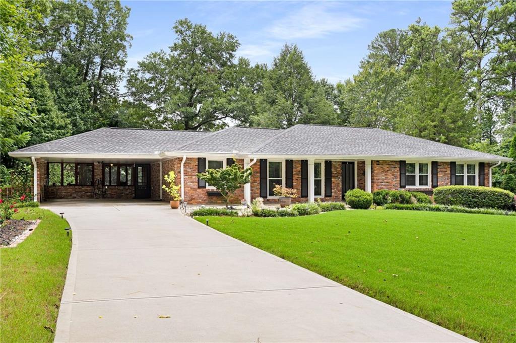 2395 Bradcliff Dr., Atlanta, GA 30345