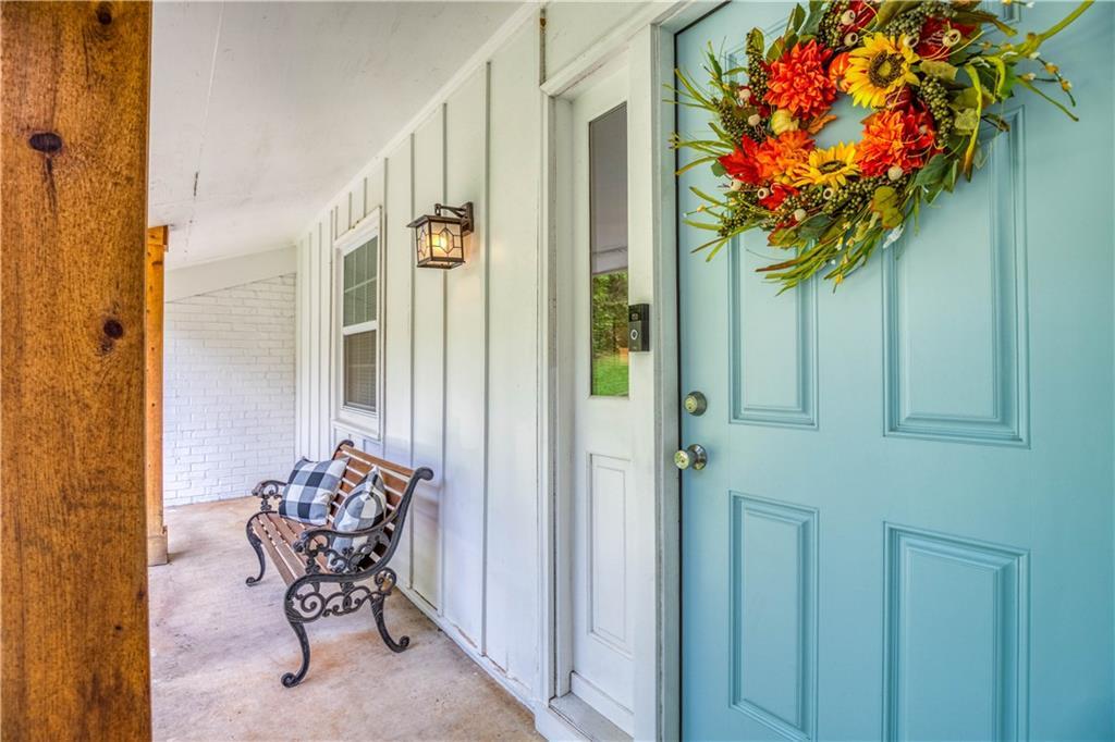 284 Rhodes Dr., Athens, GA 30606