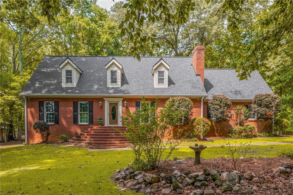 6695 Woodstock Rd., Acworth, GA 30102