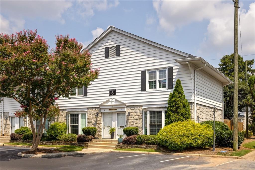 136 Peachtree Memorial Dr. #GA1, Atlanta, GA 30309