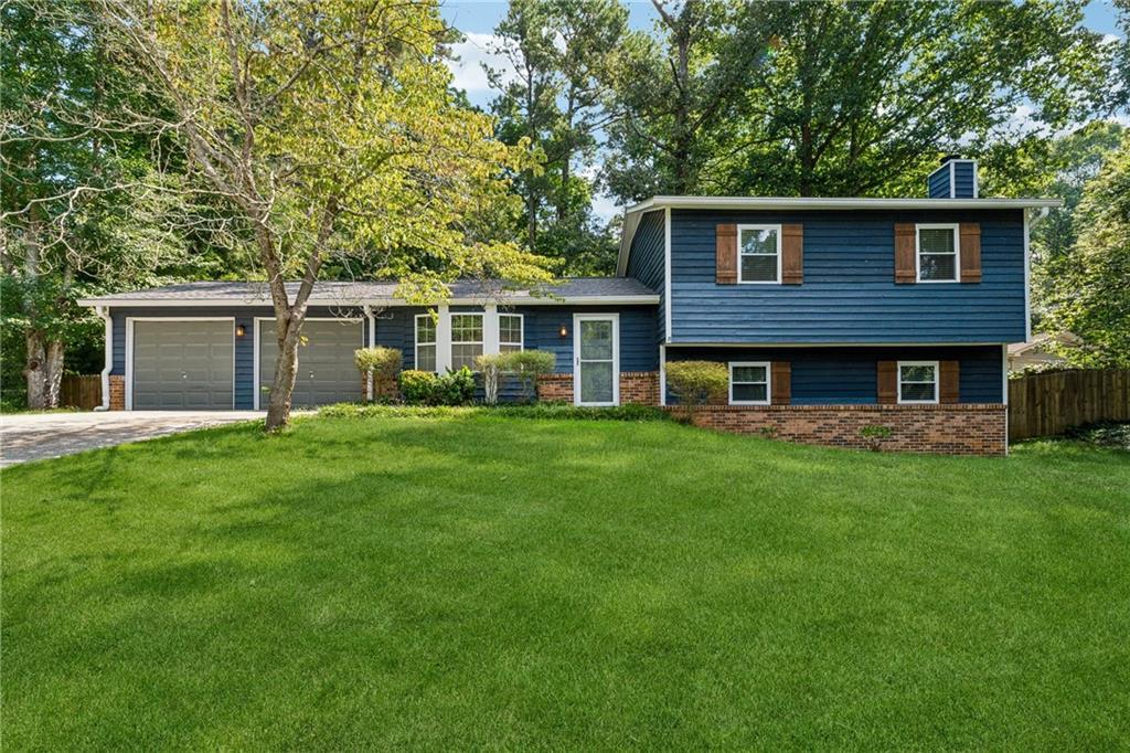 3044 Fireside Dr., Snellville, GA 30078