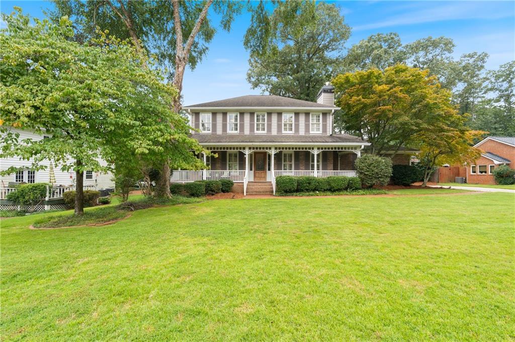 2675 Shadow Pine Dr., Roswell, GA 30076