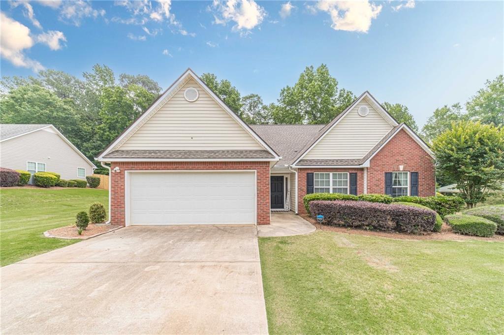 3124 Oak Ridge Ln., Loganville, GA 30052