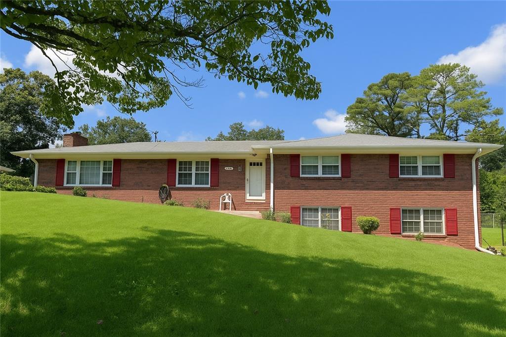 4021 Philmont Dr, Marietta, GA 30066