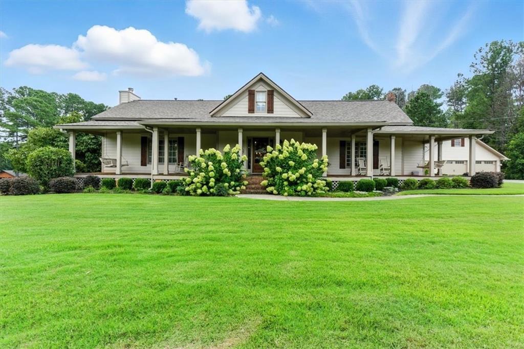 2304 Due West Rd., Dallas, GA 30157