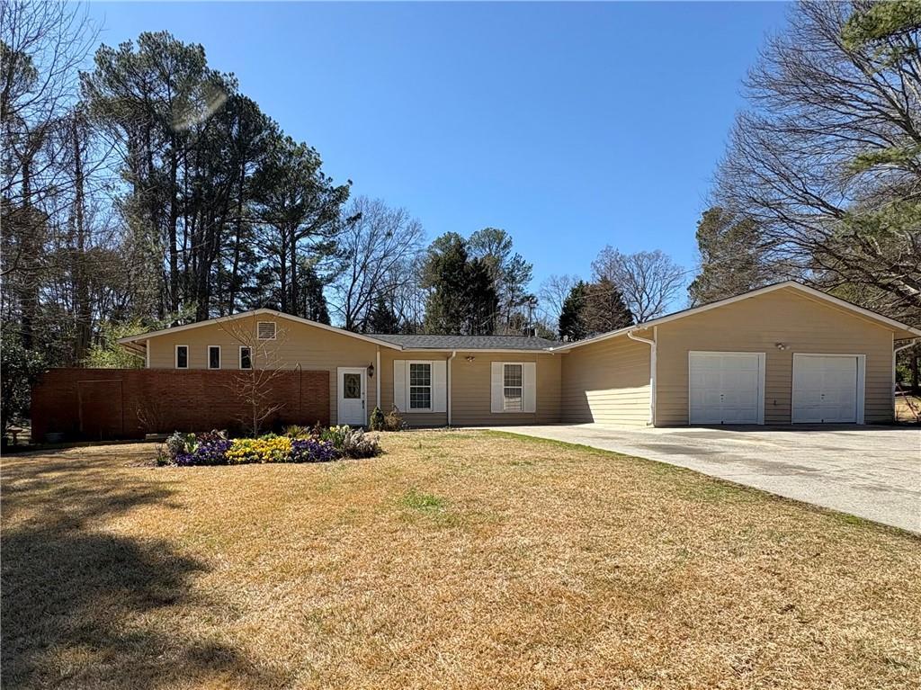 2807 Mcclave Dr., Atlanta, GA 30340