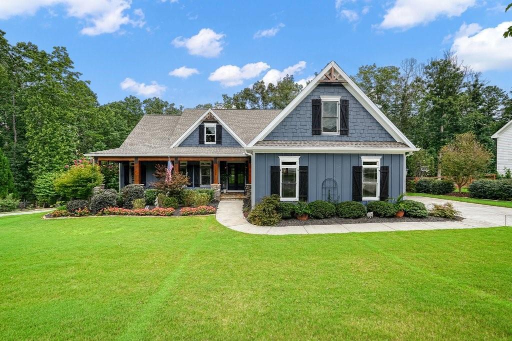 215 Wilshire Ter., White, GA 30184