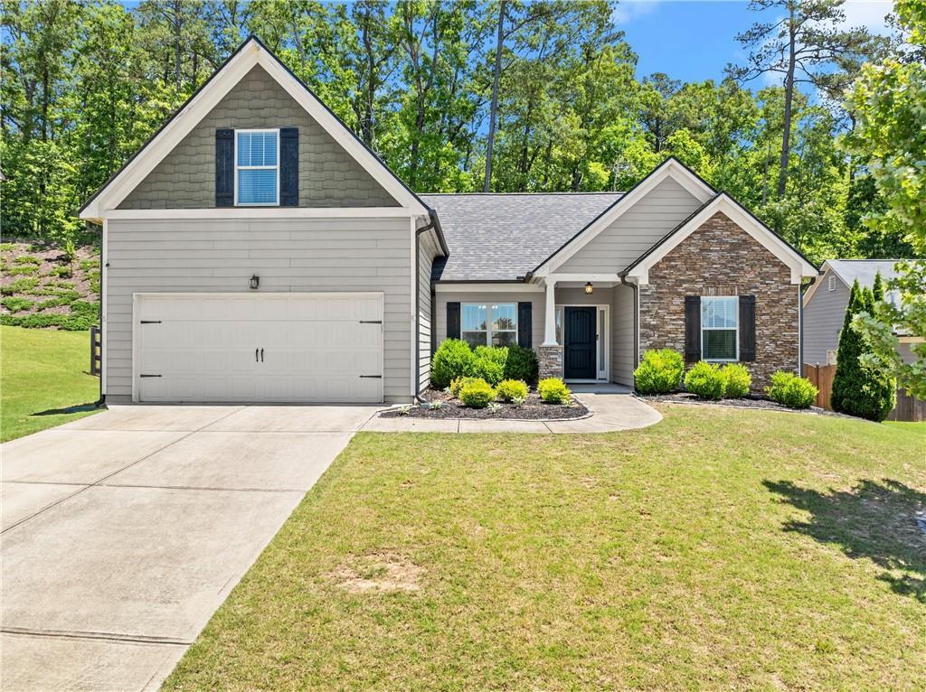 8 Swanson St., Dawsonville, GA 30534