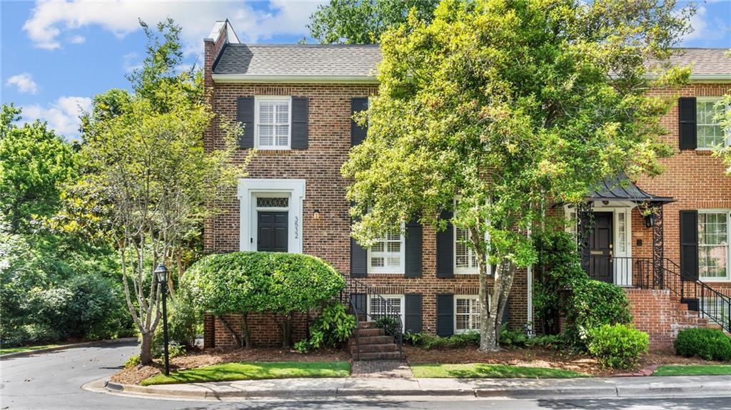 3532 Paces Pl., Atlanta, GA 30327