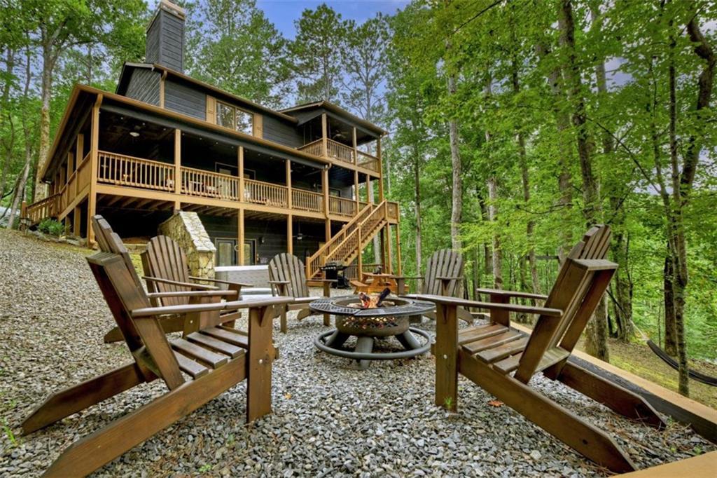 22 Kings Ct., Ellijay, GA 30540