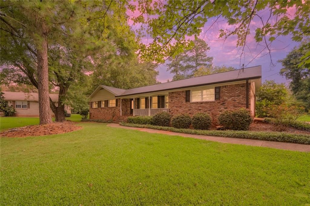 1838 Cates Ct., Snellville, GA 30078