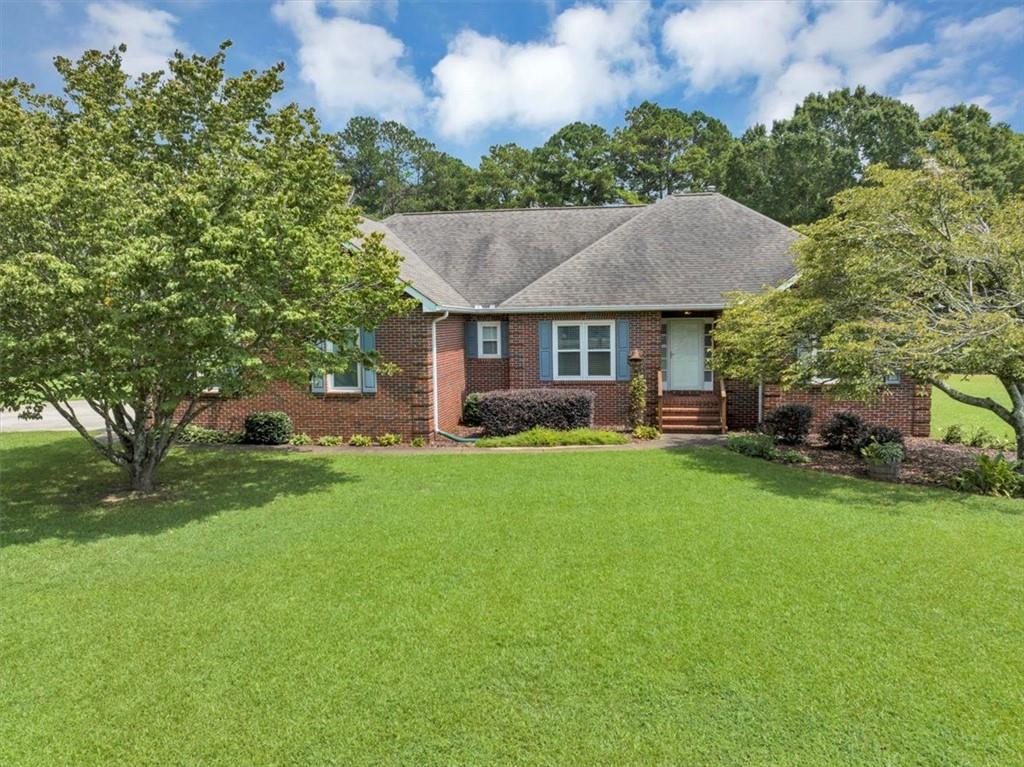 5283 Meadows Rd., Powder Springs, GA 30127