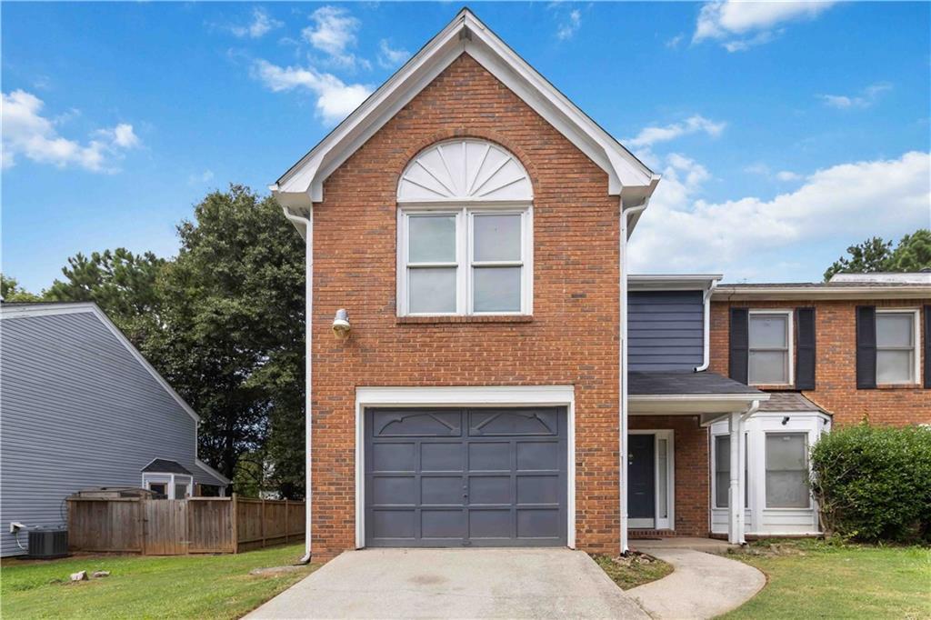 8045 Woodlake Dr., Riverdale, GA 30274