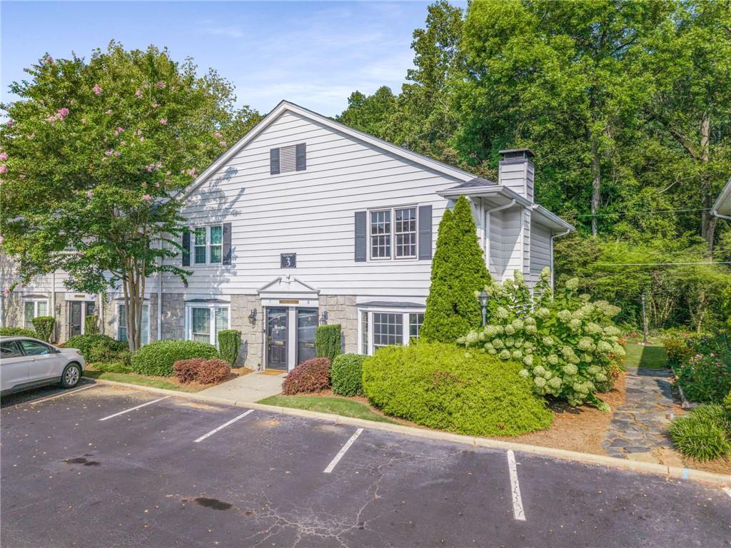136 Peachtree Memorial Dr. #NC8, Atlanta, GA 30309