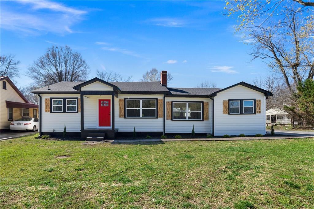 37 Morgan Valley Rd., Rockmart, GA 30153
