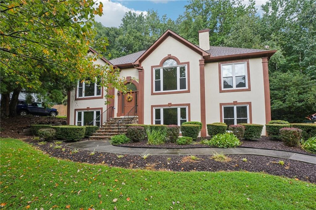 5820 Elm Tree Dr., Buford, GA 30518