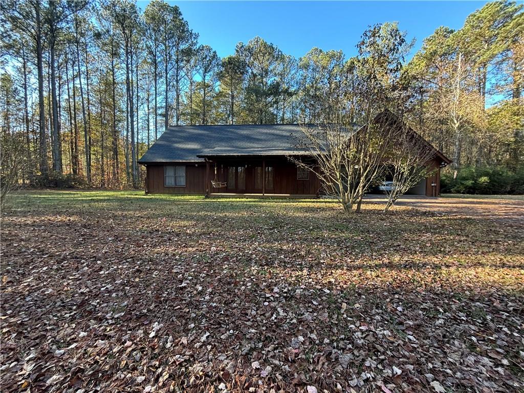 327 Ruth Dr., Newnan, GA 30265
