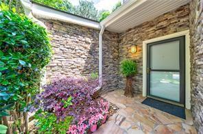 41 Basswood Cir., Sandy Springs, GA 30328