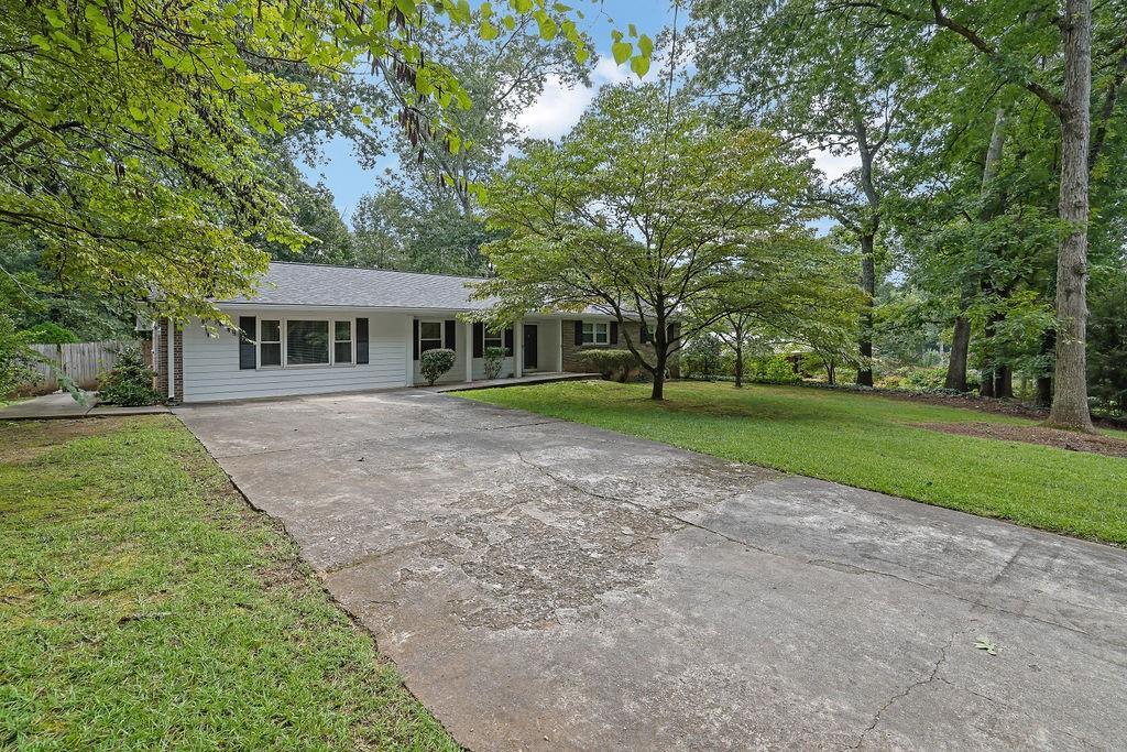 558 Dorsey Cir., Lilburn, GA 30047