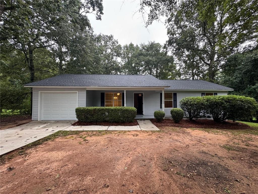 510 Acorn Dr., Thomaston, GA 30286