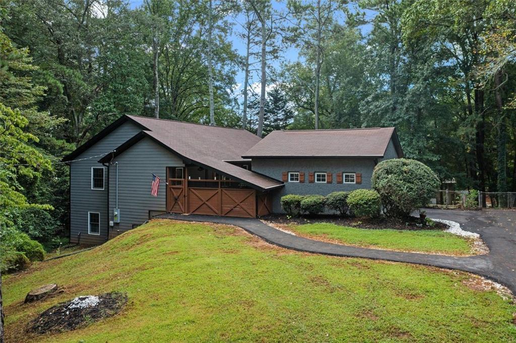 2674 Skylane Dr., Marietta, GA 30062