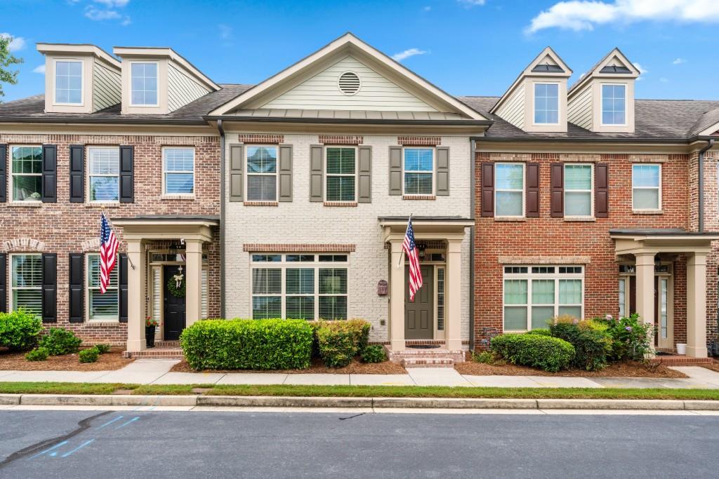 302 Barbados Ln., Suwanee, GA 30024