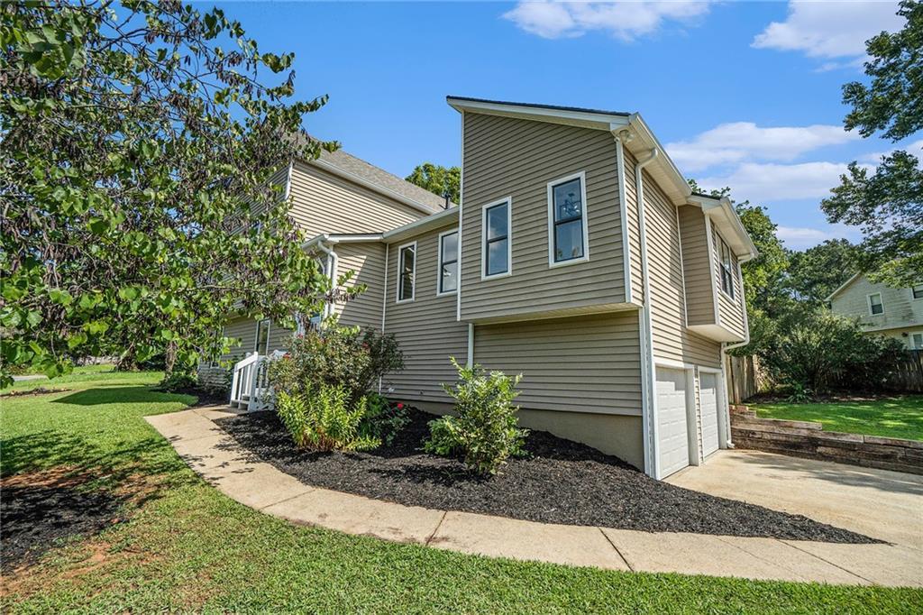 1100 Sallete Ct., Marietta, GA 30066