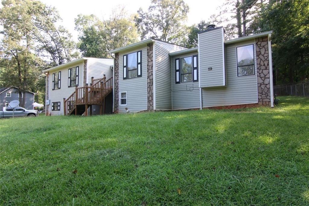 424 Johnson Rd., Lawrenceville, GA 30046
