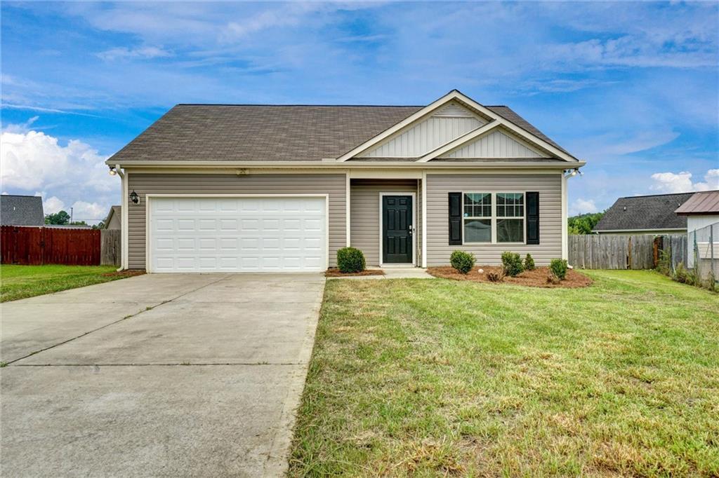 105 Liberty Way, Calhoun, GA 30701