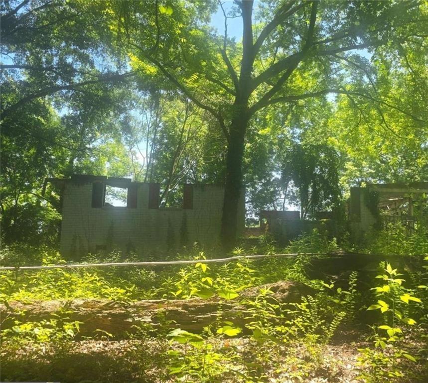 180 Wallace Dr., Atlanta, GA 30354