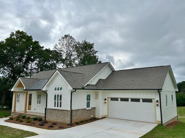 45 Grand View St., Dahlonega, GA 30533