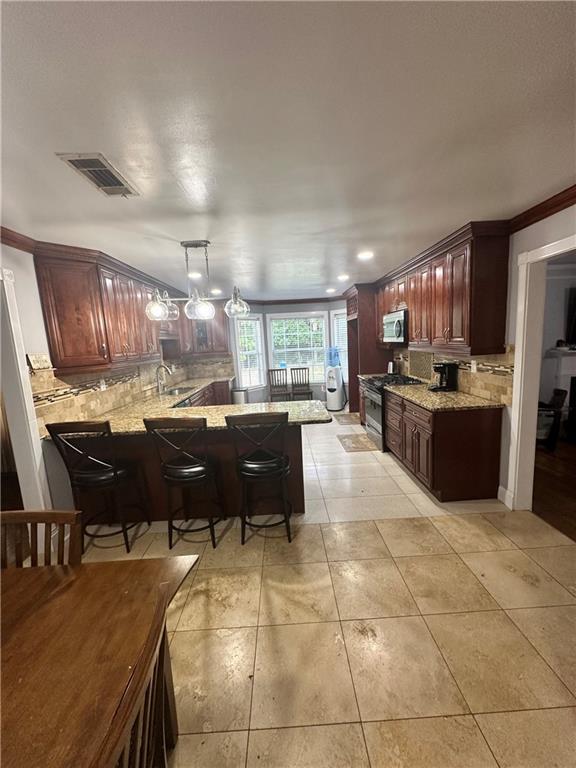 1118 Old Greystone Dr., Lithonia, GA 30058