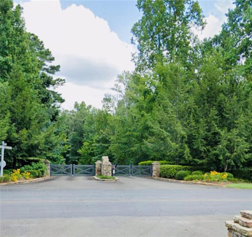 N Harris Creek Dr., Ellijay, GA 30540