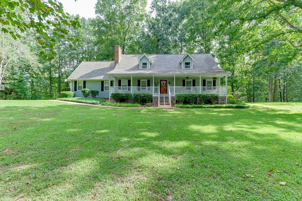 4724 Gateway Ln., Flowery Branch, GA 30542