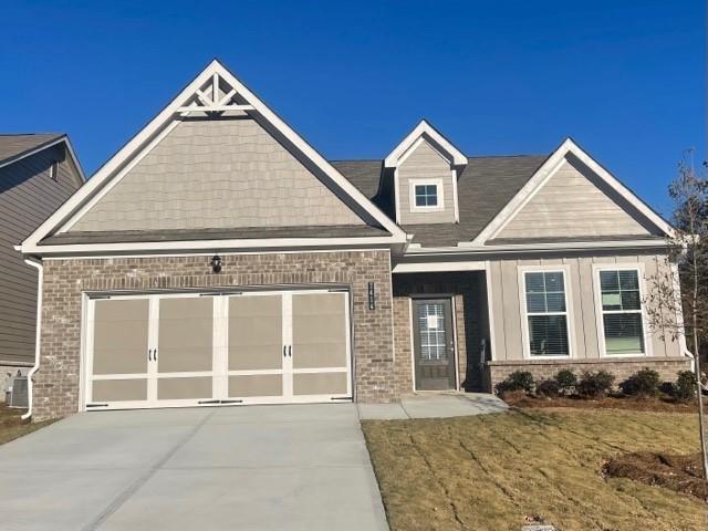 2414 Anhinga Dr., Loganville, GA 30052