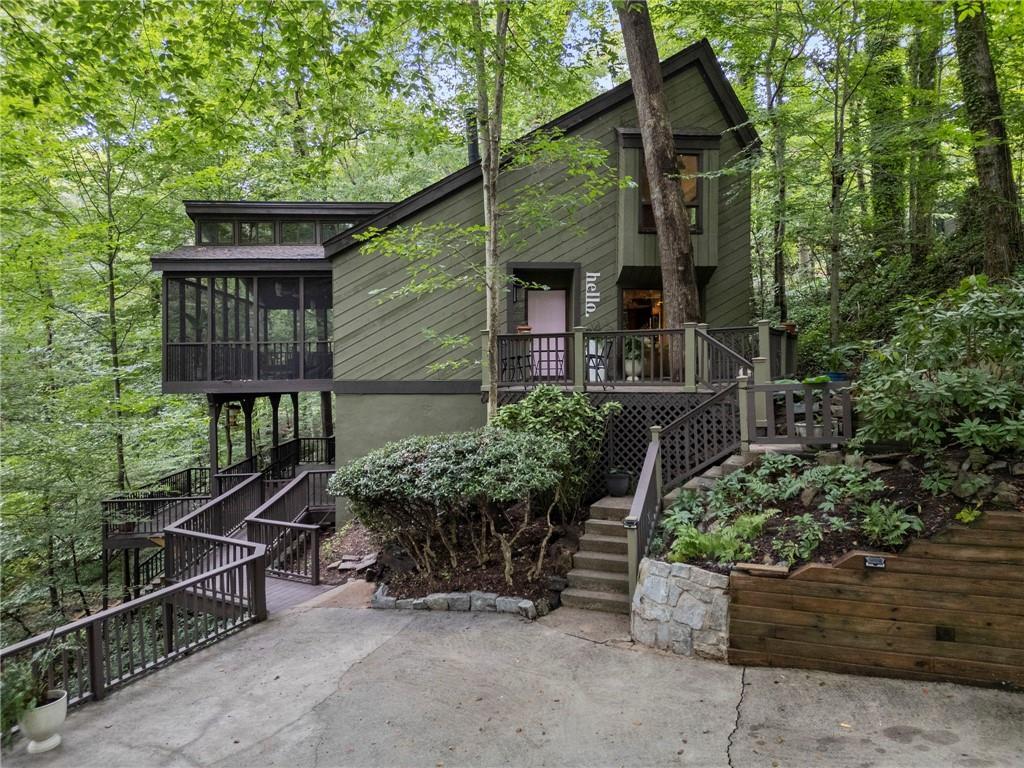 510 Forest Valley Rd., Atlanta, GA 30342