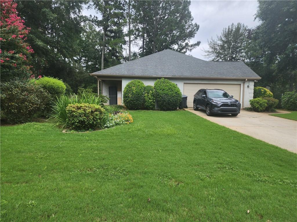 651 Clubland Cir., Conyers, GA 30094