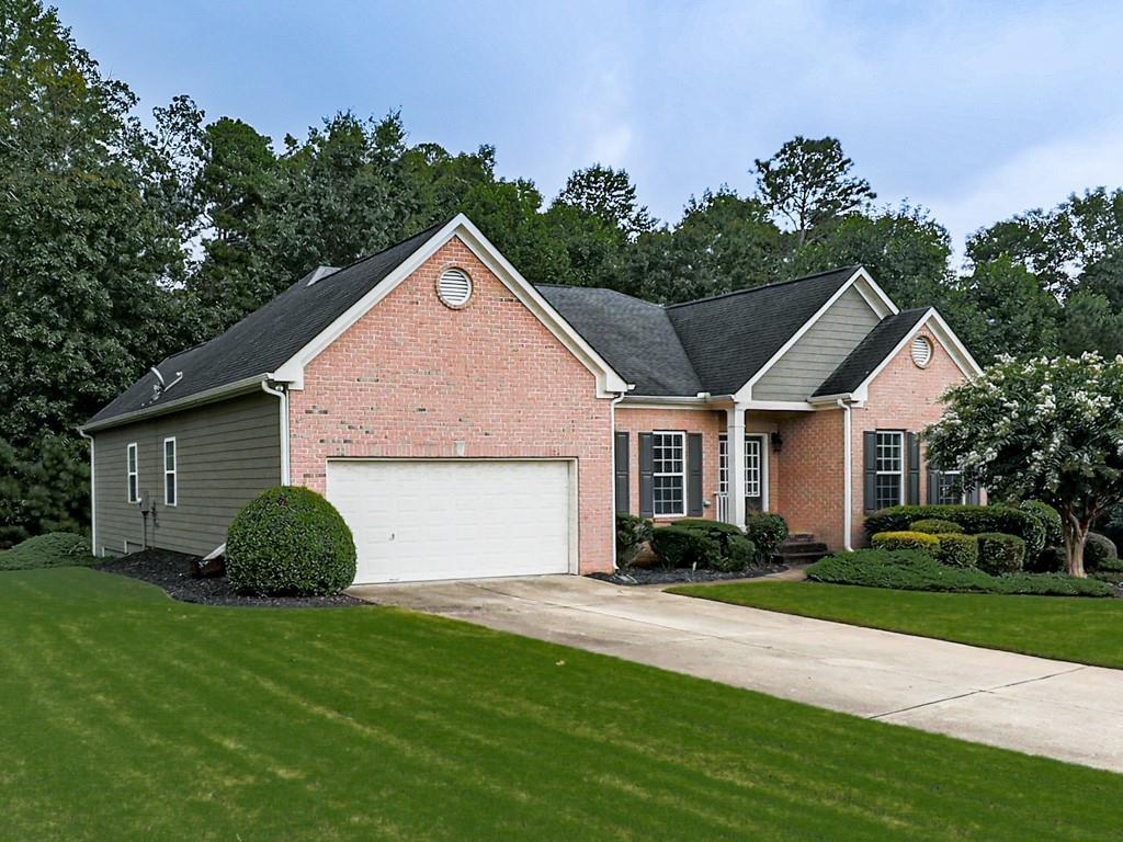 130 Crestmont Dr., Canton, GA 30114