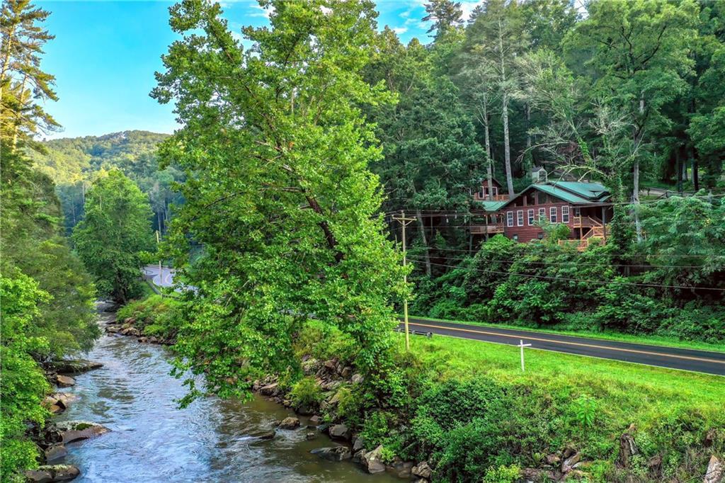 55 River Bend Ln., Blue Ridge, GA 30513
