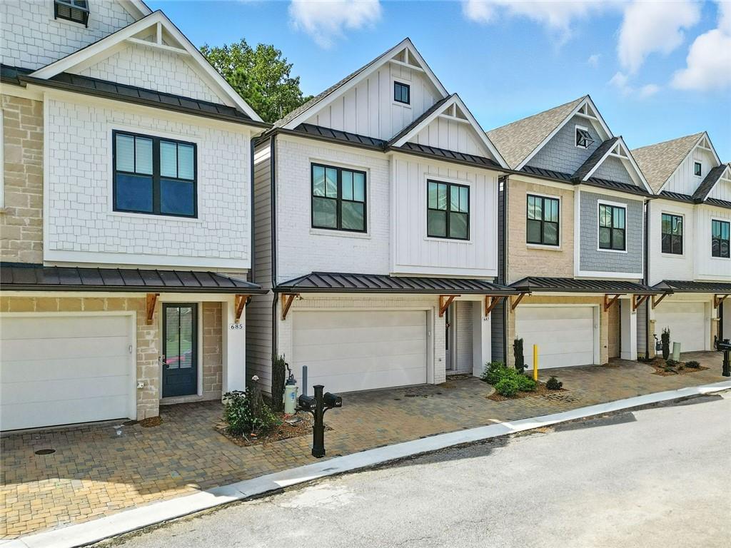687 Stickley Oak Way, Woodstock, GA 30189