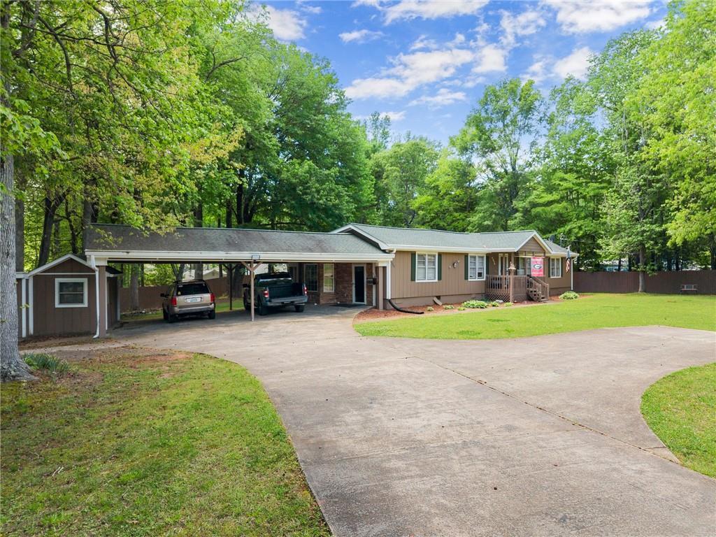 5855 Willis Ln., Cumming, GA 30040