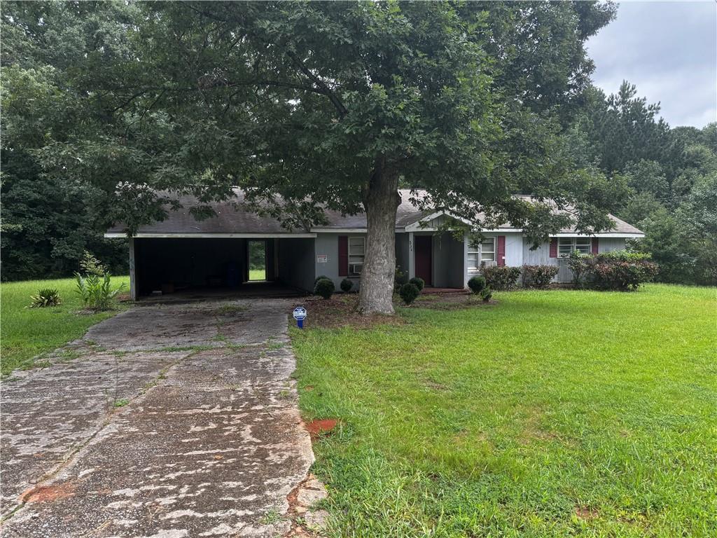 924 Garner Rd., Lilburn, GA 30047