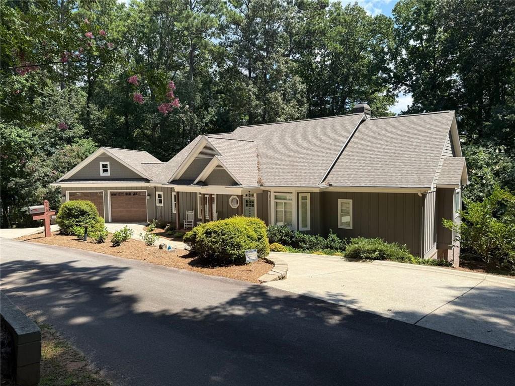 5786 Hidden Cove Rd., Gainesville, GA 30504