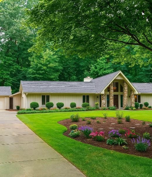 215 Mayfield Cir., Alpharetta, GA 30009