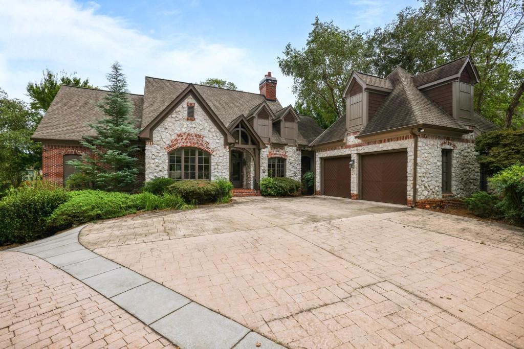 2121 Kensington Gates Dr., Kennesaw, GA 30152