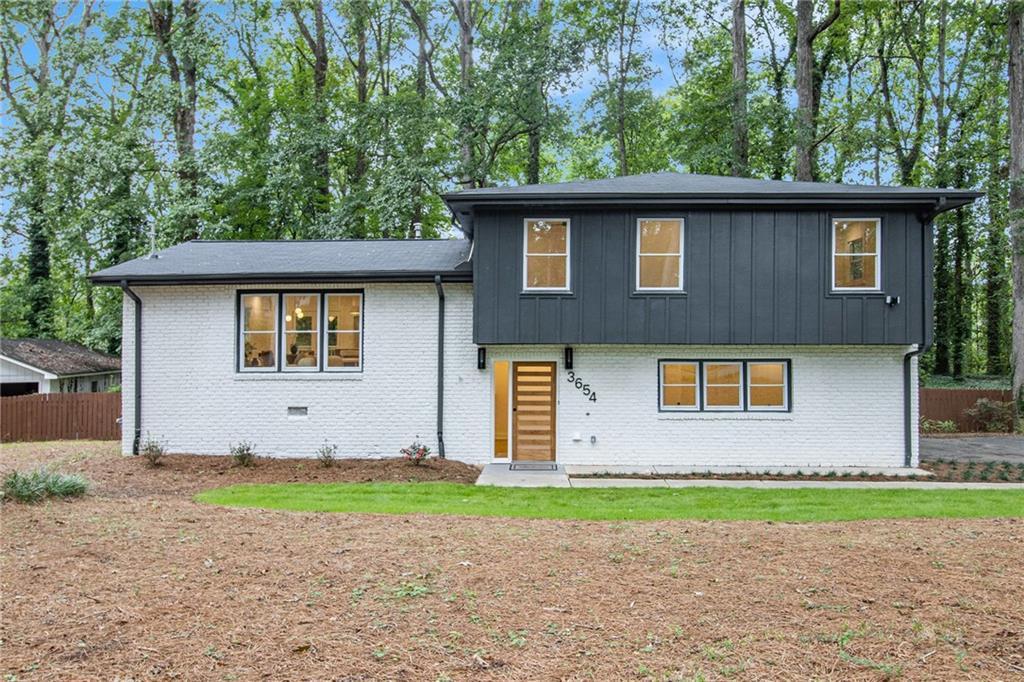 3654 Lake Dr., Smyrna, GA 30082