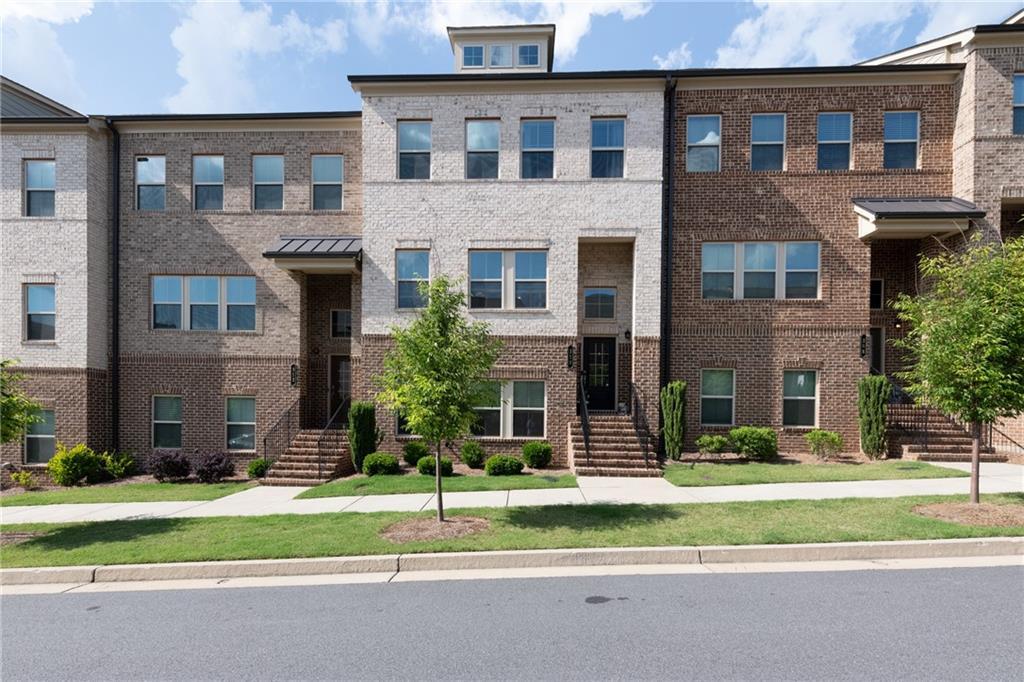 310 Commons Ave., Woodstock, GA 30188