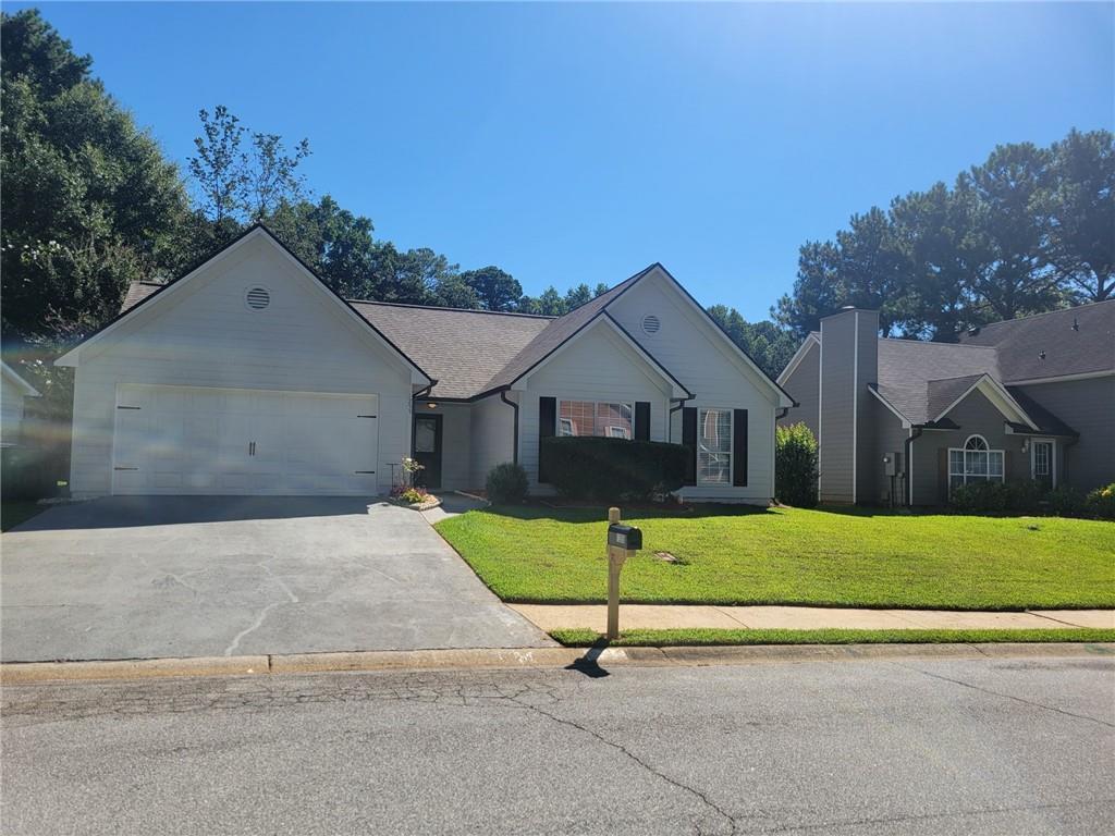 1255 Avalon Dr., Lawrenceville, GA 30044